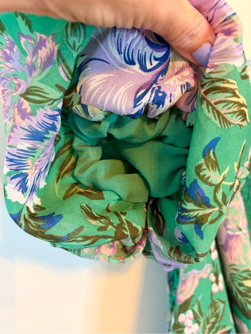 NWOT Floral Chiffon Puff Sleeve Wrap Top - Picture 5 of 7